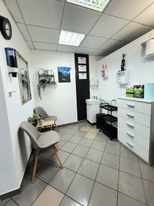 Čakalnica za stranke pred postopkom vstavljanja