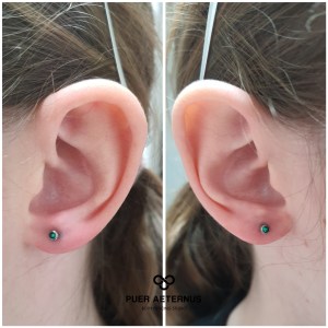 Lobe piercing vstavljen v Puer Aeternus studiu v Sežani